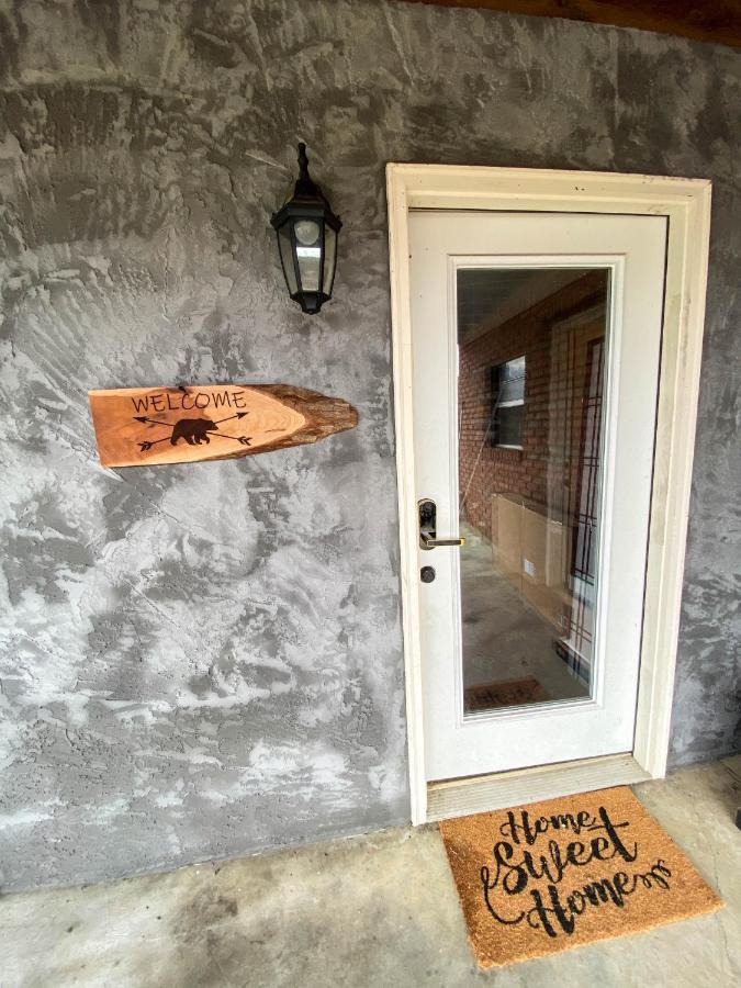 Modern Rustic Countryside Downstairs Guesthouse 塞维尔维尔 外观 照片